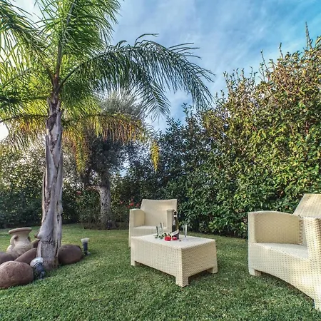 Holiday home Tourig Beach Mandra Capreria